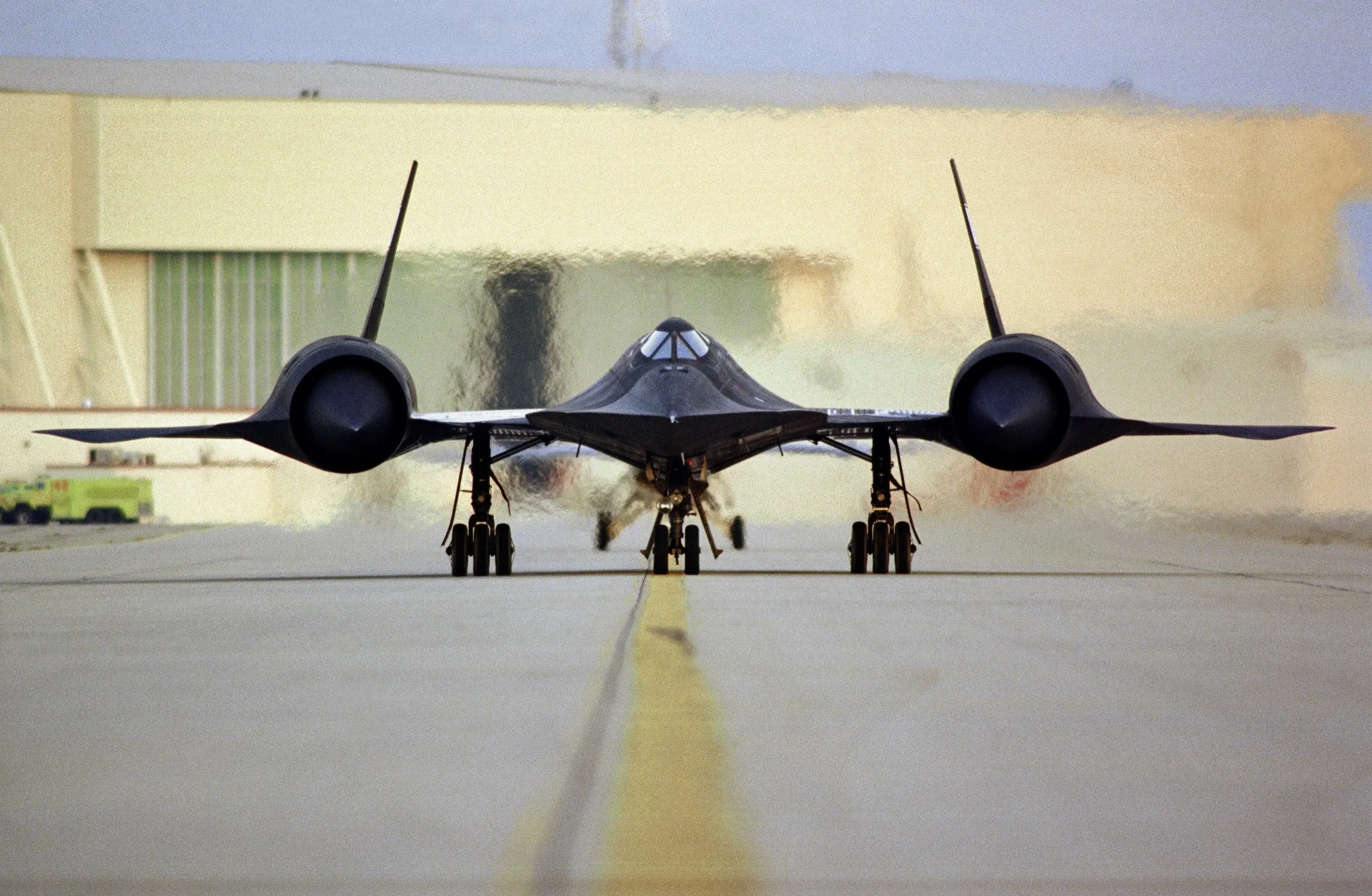 SR-71 Blackbird taxiing on the ramp with engines running